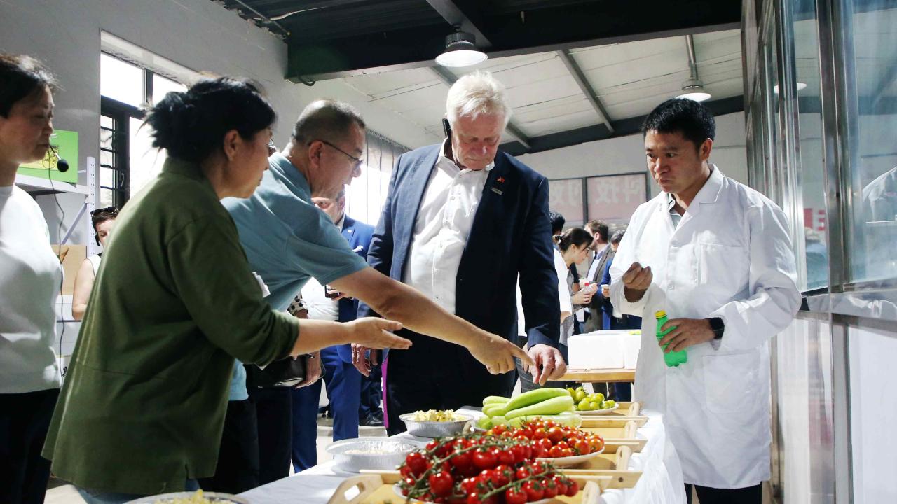 德国联邦农业、食品和国土部长参观北京耘远农场5